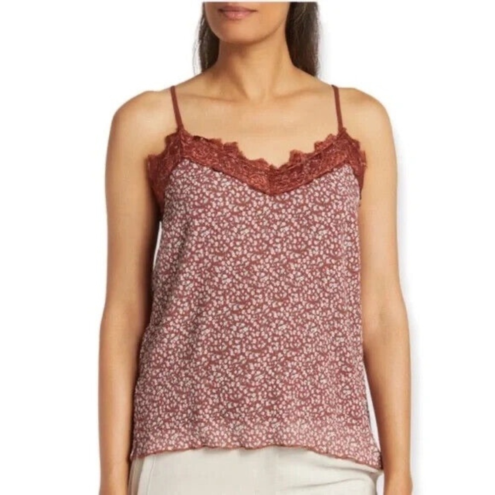 Everleigh Women's Medium Floral Ribbed Lace Trim Cami Top